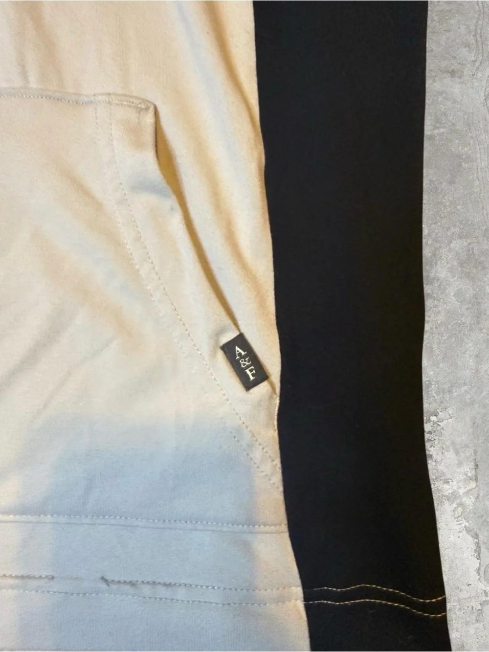 abercrombie kids Black & Cream Short-Sleeve Hooded Tee